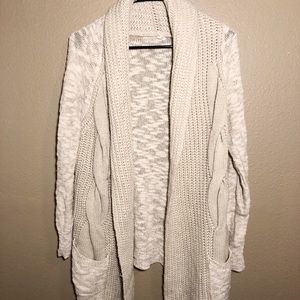 rip curl cardigan!